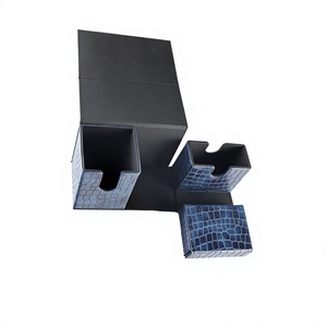Caja de Almacenamiento de Cartón Roja con Compartimento para Dados, para Organización de Mazos de Juegos de Cartas Coleccionables y Juego Portátil - Product Image 2