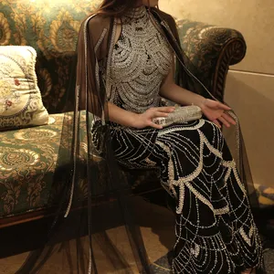 Luxus Dubai Meerjungfrau grüne Abendkleider mit Handschuhen 2024 elegante Saudi-Arabien-Damen Hochzeit Party-Kleider Sz209-2