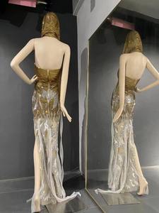 <span class=keywords><strong>QUEENS</strong></span> GOWN Costume Robe Or Sexy Fente Robe Avec Chapeau Fashion Show Stage Dress - Product Image 3