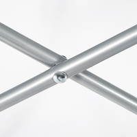 Table pliante moderne en aluminium pour l'extérieur, idéale pour les repas en cour, le camping, mobilier métallique avec design de panneaux imitation bois