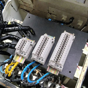 Bloc de bornes électriques en laiton Ashan Nylon PA66 UK-2.5 600V 100A, connexion à vis sur rail DIN industriel - Product Image 3