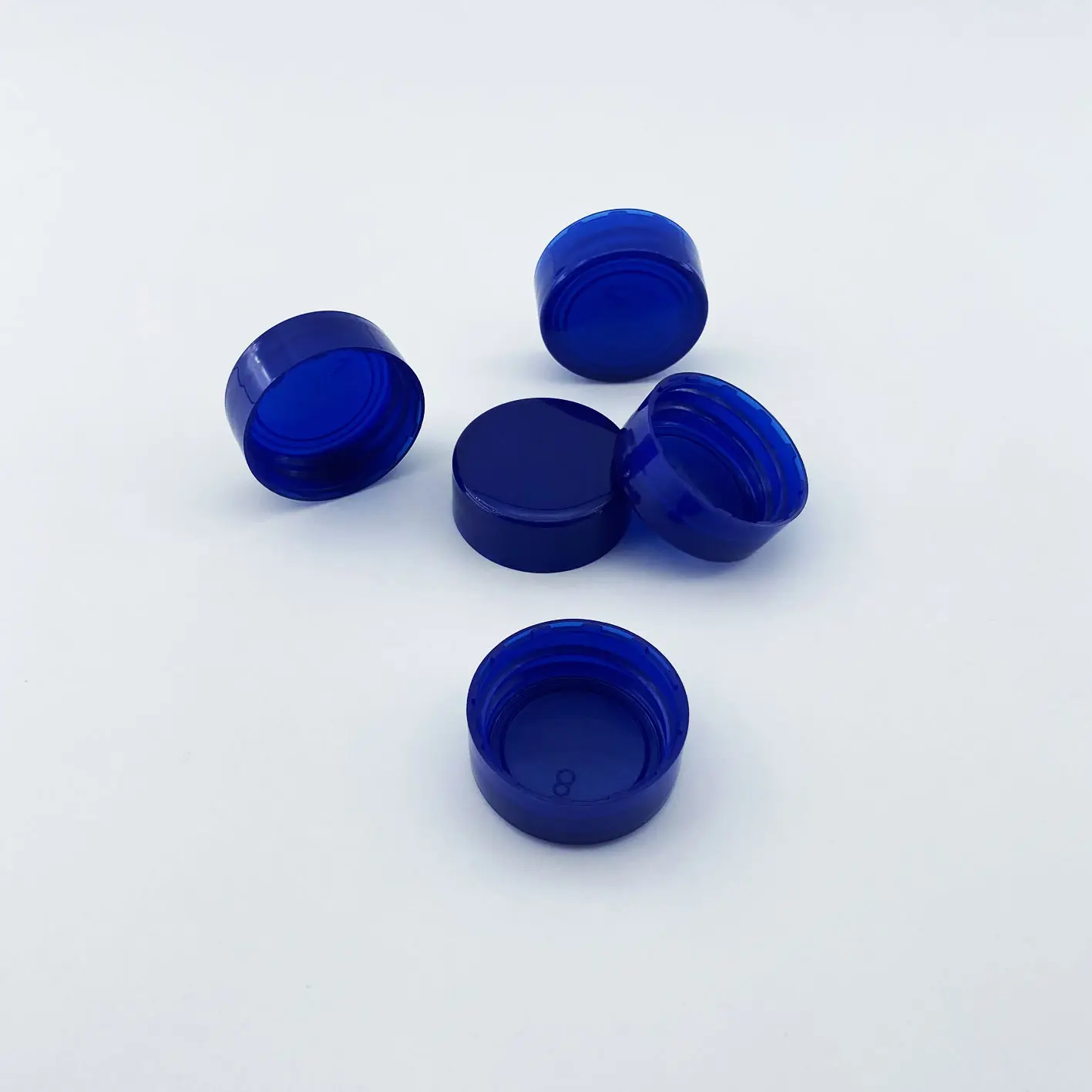 Popular 28/400 Lustroso Luxo Azul PP Plástico Cuidados Com A Pele Garrafa Viagem Montagem Contínua Rosca Fechamentos CT Caps Screw Caps