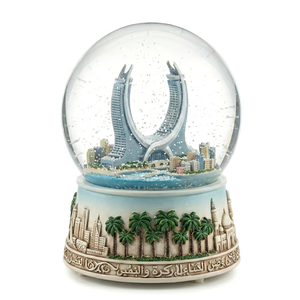 <span class=keywords><strong>Boule</strong></span> à <span class=keywords><strong>neige</strong></span> musicale artistique personnalisée <span class=keywords><strong>de</strong></span> 100 mm en résine, peinte à la main, avec paysage <span class=keywords><strong>de</strong></span> <span class=keywords><strong>village</strong></span> et maison, pour décoration <span class=keywords><strong>de</strong></span> Noël et <span class=keywords><strong>de</strong></span> la maison, idéale pour le sapin <span class=keywords><strong>de</strong></span> Noël - Product Image 2