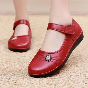 2025 autunno/inverno <span class=keywords><strong>scarpe</strong></span> basse da <span class=keywords><strong>donna</strong></span> in tinta unita <span class=keywords><strong>con</strong></span> punta tonda alla moda in <span class=keywords><strong>Velcro</strong></span> <span class=keywords><strong>con</strong></span> bocca poco profonda - Product Image 3