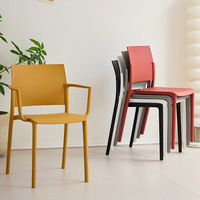 Chaise de salle à manger moderne, écologique, imperméable, pour la maison, le café, en plastique, avec dossier et accoudoirs