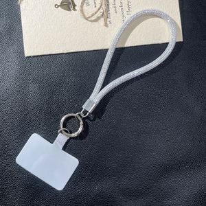Pendentif en corde de strass avec bracelet en maille diamantée pour accessoires de coque de téléphone portable mains libres - Vente en gros - Product Image 1