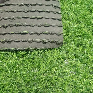 2024 özelleştirilmiş suni çim toptan cıvıltı suni çim futbol suni çim rulo