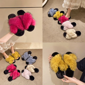 Hot Sale Tpr Slippers Women Slippers Plush Slippers Warm Slippers Fur Slipper Outdoor Slippers With High Quality - Product Image 2