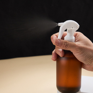 Botella de Spray de Plástico Transparente Ámbar Esmerilado de 300 ml para Fragancias, Botella para Solución <span class=keywords><strong>Insecticida</strong></span> Boston, Pulverizador de Líquido con Gatillo de 300 ml - Product Image 2