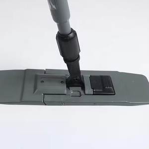 ไม้ถูพื้นแบบพับได้ ใช้เท้าเหยียบ พร้อมแผ่นไมโครไฟเบอร์ ทนทาน สำหรับทำความสะอาดพื้นบ้าน - Product Image 3