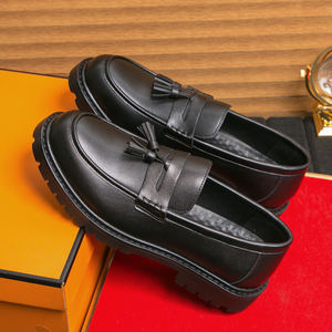 Zapatos de Vestir Transpirables y Cómodos de Nuevo Diseño en Oferta, Mocasines Gruesos de Moda con Borlas de Alta Calidad para Hombre - Product Image 6