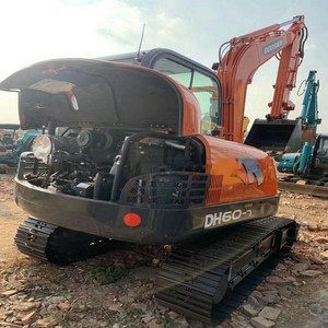 Excavadora de cadenas mini Doosan DX60 usada en venta, buen estado, cucharón de 1.15m, potencia de 110KW, momento de carga alto - Product Image 3