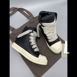 Bottes montantes en cuir de luxe pour hommes, style baskets, à semelle épaisse, décontractées, de haute qualité, pour le streetwear - Product Image 1