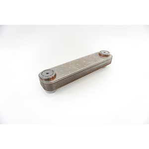 Radiatore olio, olio motore adatto per IVECO 504127469 radiatori e scambiatori di calore - Product Image 1