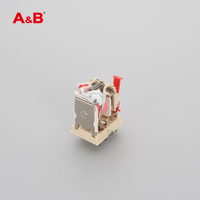 Relais de bobine miniature en gros Offre Spéciale AC230V/24VDC 8P/14 broches, point de contact en alliage d'argent, avec relais intermédiaire de Base