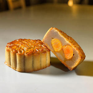 <span class=keywords><strong>Mooncake</strong></span> Tradizionale <span class=keywords><strong>Cinese</strong></span> a Prezzo Conveniente, 700g/Scatola, Confezionato in Latta, Ripieno di Pasta di Loto Bianco e Doppio Tuorlo d'Uovo, Durata 200 Giorni - Product Image 1