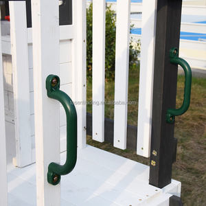 Casa de Juegos de Madera de Dos Niveles Blanca y Negra para Exteriores, Set de Juego Elevado para Niños con Tobogán y Barandilla de Seguridad - Product Image 5