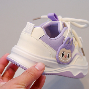 <span class=keywords><strong>Sneakers</strong></span> Casual per Bambini Scarpe Sportive <span class=keywords><strong>Bianche</strong></span> per Ragazzi e Ragazze con Chiusura a Lacci Suola Leggera in PVC per l'Autunno - Product Image 5