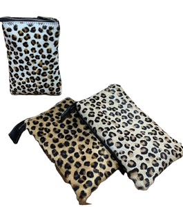 Pochette 100% en fourrure de vache, matériel de Designer Exclusive, Style gitane - Product Image 2