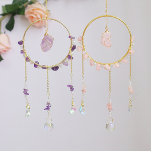 Attrape-soleil en pierres naturelles, prismes et cristaux suspendus : Améthyste, Quartz Rose - Product Image 1