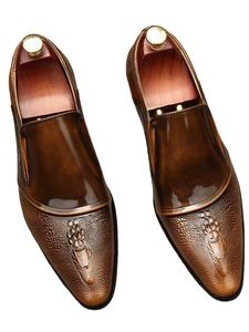 รองเท้าหนังผู้ชายแบบสวม ทรงหัวแหลม หนังแก้วเงา สไตล์ลำลองทางธุรกิจ กันน้ำ รุ่นใหม่ประจำฤดูใบไม้ร่วง ปี 2025 แฟชั่นสุภาพบุรุษ - Product Image 5