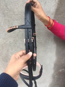 Bridon de cheval en or rose personnalisable, équipement en cuir fantaisie pour chevaux, prix raisonnable, produits équestres - Product Image 3