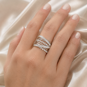 Anello con Design a Strati Incrociati, Stile Creativo per Donne - Product Image 2