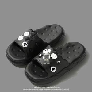 2026 İlkbahar Fabrikası Özel Toptan Kalın Tabanlı Sevimli Kız Banyo Ev Kalın Tabanlı PVC Terlikler Kaymaz Kadın Plaj Terlikleri - Product Image 2