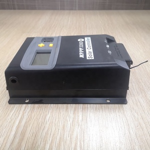 Contrôleur <span class=keywords><strong>de</strong></span> <span class=keywords><strong>charge</strong></span> <span class=keywords><strong>de</strong></span> <span class=keywords><strong>batterie</strong></span> solaire MPPT automatique 12V/24V avec écran LCD 20A pour une garantie d'un an - Product Image 2