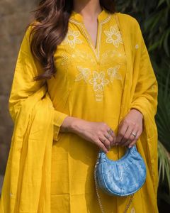 Conjunto Étnico Indio/Pakistaní para Mujer, Elegante, de Algodón Amarillo, de Secado Rápido, Suave, Transpirable y Cómodo, para Uso Diario Informal - Product Image 3