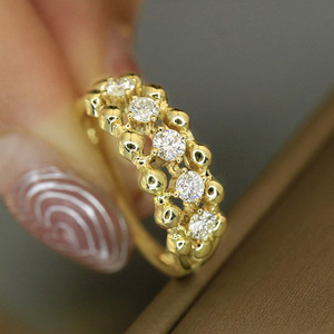 Anello con Zircone Rotondo per Donne, Elegante Gioiello da Dito alla Moda - Product Image 5