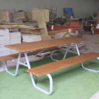 Table de pique-nique moderne d'extérieur à prix d'usine, ensemble banc de jardin en WPC, table à manger de patio avec banc, table de pique-nique moderne unique