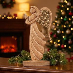 Sculpture d'ange en bois faite à la main, centre de table rustique, décoration de Noël pour table basse de ferme - Product Image 3