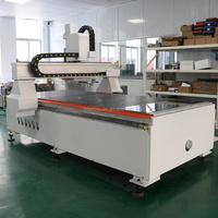 Machine de sablage au laser à miroir LED Graver des motifs sur le verre du miroir avec une grande table de travail de 1500*3000 mm