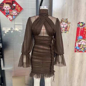 Vestido Corto de Verano 2026 para Mujer, Estilo Simple y Generoso, Cuello en V, Manga Larga con Lazo, Cintura Alta, Color Sólido, Antiestático, de Chifón - Product Image 2