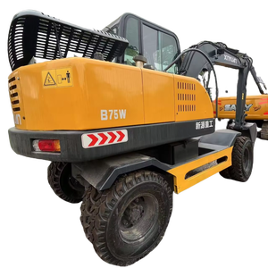 รถขุดล้อยาง XINYUAN B75W มือสองสำหรับขาย - Product Image 1