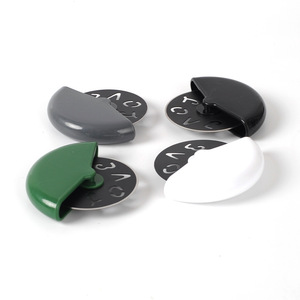 Cortador de <span class=keywords><strong>Pizza</strong></span> con Cubierta Protectora para la Cuchilla, Fácil de Limpiar, Cortador de <span class=keywords><strong>Pizza</strong></span> Manual - Product Image 1