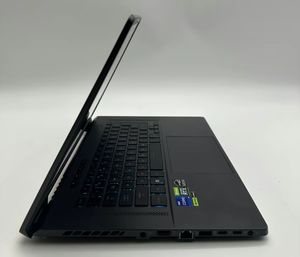 Laptop para Juegos de 16 Pulgadas ROG Aephyrus G16 Intel Core I9 13.ª Generación 16 GB de RAM 1 TB SSD Gráficos Integrados Teclado en Inglés - Product Image 3