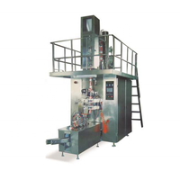 Machine de remplissage entièrement automatique de jus de boîte de carton de papier de 200ml machine de conditionnement mince de boîte de carton de jus de forme