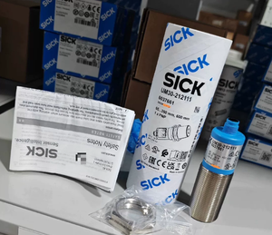 ใหม่เซ็นเซอร์อัลตราโซนิกของแท้ 6037661 SICK UM30-212111 การจัดส่งระยะสั้น - Product Image 2