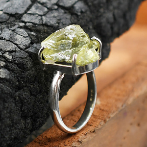 Nouvelle bague au design irrégulier en argent sterling 925, quartz citron brut, bijoux fins, bagues personnalisées, fabricant de bijoux - Product Image 1