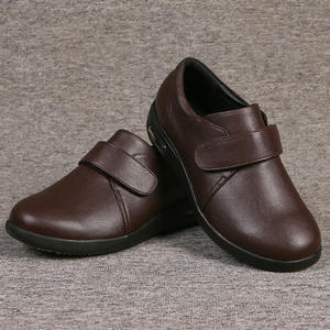 Chaussures orthopédiques respirantes avec sangle réglable et soutien du talon, chaussures de tous les jours pour hommes, chaussures confortables - Product Image 4