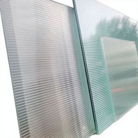 Verre flotté clair/ultra-clair/tinté/coloré/à motifs/figuré/roulé/obscurcissant/givré de 10 mm pour la construction/tempré/laminé/de décoration