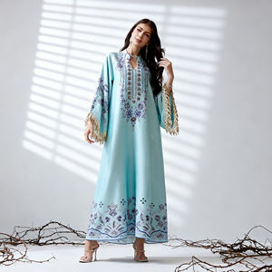 Abaya en polyester imprimé pour femmes musulmanes, robe élégante, vente en gros personnalisée, abaya de luxe élégante - Product Image 2