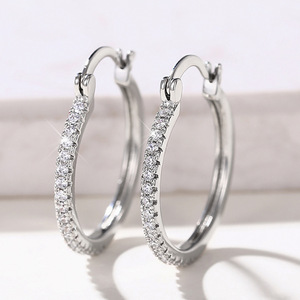 Orecchini a Cerchio Grandi da Donna, Stile Ear Cuff Rotondo di Tendenza, Gioielli Versatili alla Moda - Product Image 3