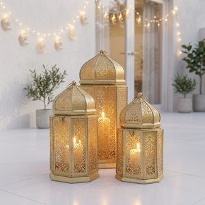 Fabricants de décorations du Ramadan, lanterne à bougie marocaine en métal doré en forme de mosquée, disponible en 3 tailles pour la maison et les événements - Product Image 2