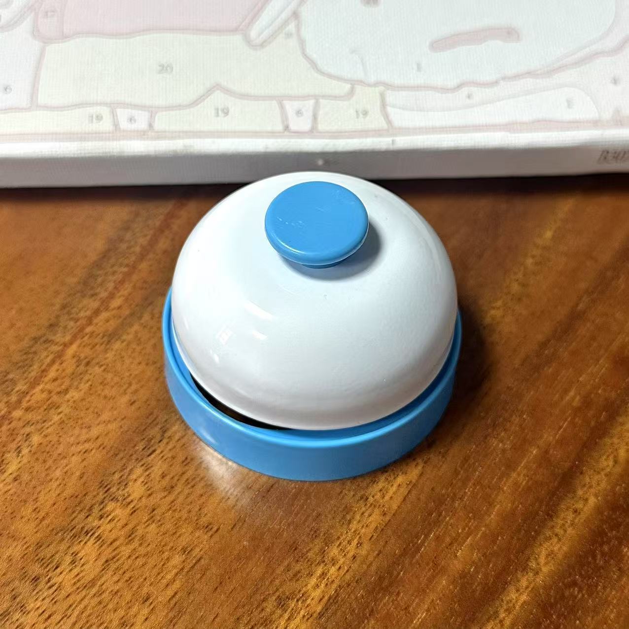 Azul y blanco