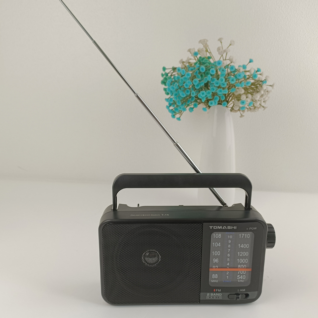 Ready to Ship Retro Style Am / Fm Electronics Transistor 2 Band Radio Retro Portable Am Fm Radio