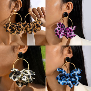 Mode exagéré léopard femmes cerceau boucle d'oreille grande grande taille Sexy femmes tissu fleur géométrique circulaire pierres précieuses boucles d'oreilles - Product Image 1