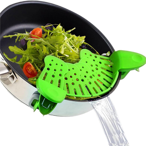 Passoire pliable mains libres OEM d'usine et passoire à pâtes à clipser en silicone réglable pour toutes les casseroles et poêles - Product Image 3
